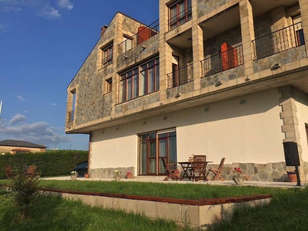 Hosteria La Moraleja Соларес Екстер'єр фото